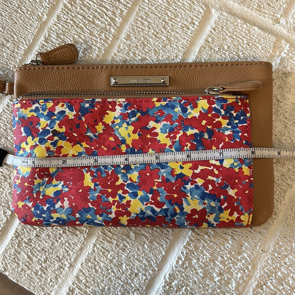 Nine West Wristlet - Picture 9 of 15